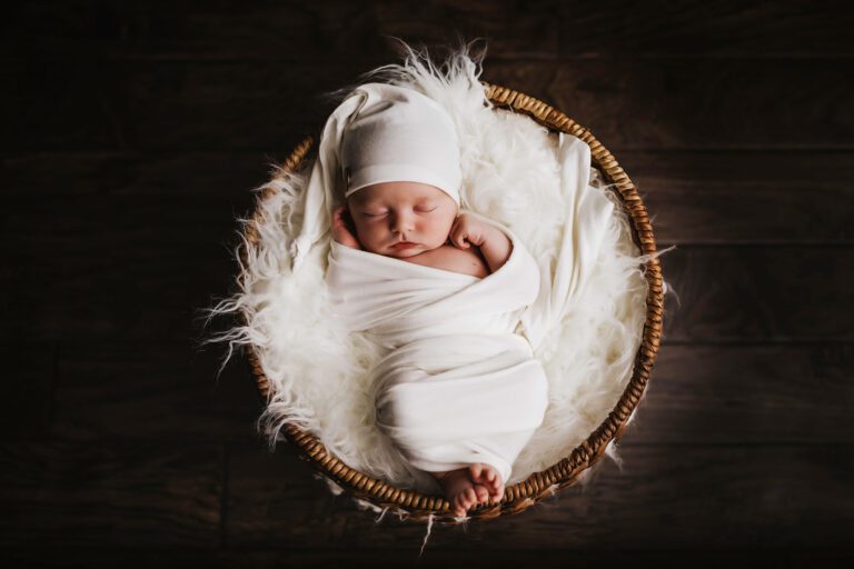 Read more about Newborn Sessions.